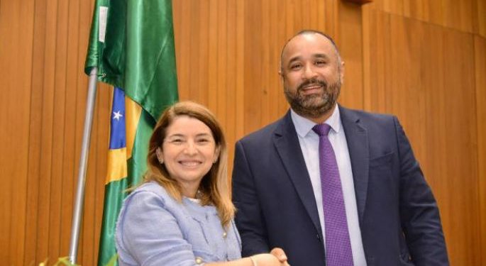 Aprovado PL de Iracema Vale e Roberto Costa que permite livre ingresso de mulheres na carreira da PMMA