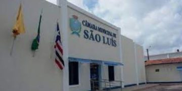 Portal da Câmara tem Paulo Victor ainda no PCdoB e comissão técnica com participação de vereador que já morreu