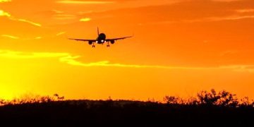 Companhias aéreas vão aumentar número de voos na alta temporada de verão no Brasil