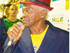 Unidos de Fátima presta homenagem a um dos fundadores da escola de samba
