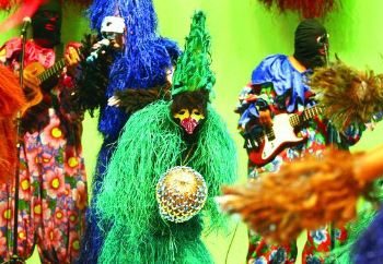 Corte Momesca será escolhida nesta sexta em festa na Casa Barrica