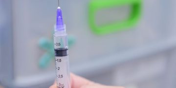 SES confirma vacinação contra dengue em cinco municípios da região metropolitana