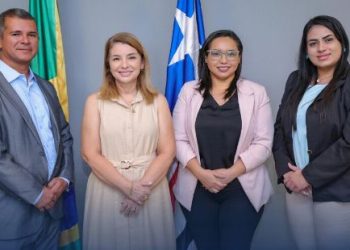 Iracema Vale recebe ‘Prêmio Destaque de Enfermagem’ em solenidade do Coren-MA