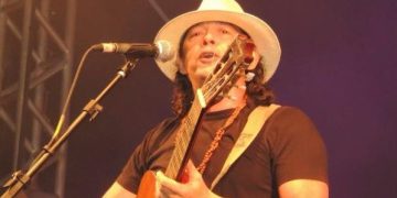 Celso Reis lança nesta sexta nas plataformas digitais o EP “De todos os  carnavais”