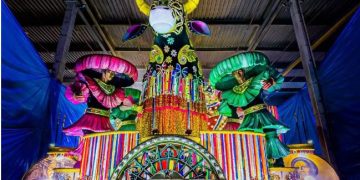 Segunda noite de desfiles do grupo especial na Sapucaría terá homenagem à Alcione, na Mangueira