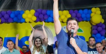 Rubens Júnior detona Fábio Gentil no lançamento da pré-candidatura de Lycia Waquim