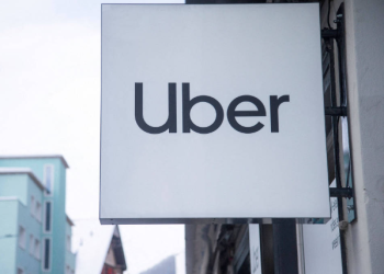 Dino dá primeiro voto no STF e é a favor de repercussão geral em caso da Uber