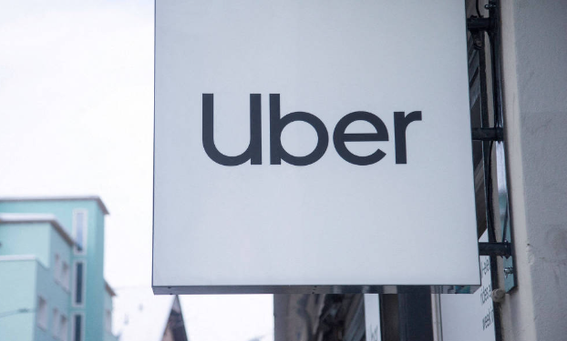 Dino dá primeiro voto no STF e é a favor de repercussão geral em caso da Uber