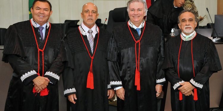TJMA define Mesa Diretora do Judiciário para biênio 2024-2026