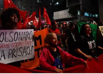 Atos em defesa da democracia acontece em todo Brasil e em terras estrangeiras neste sábado