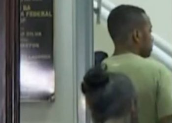 O ex-jogador Robinho é preso em Santos para cumprir pena de 9 anos por estupro coletivo