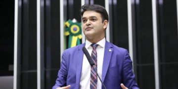 Rubens Pereira Júnior elogia pena prevista para uso irregular de inteligência artifical em campanha