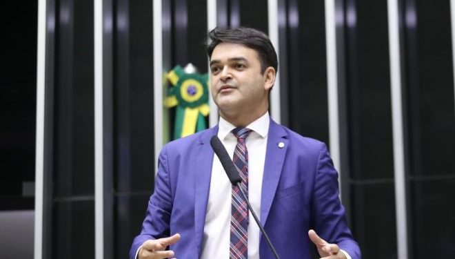 Rubens Pereira Júnior elogia pena prevista para uso irregular de inteligência artifical em campanha