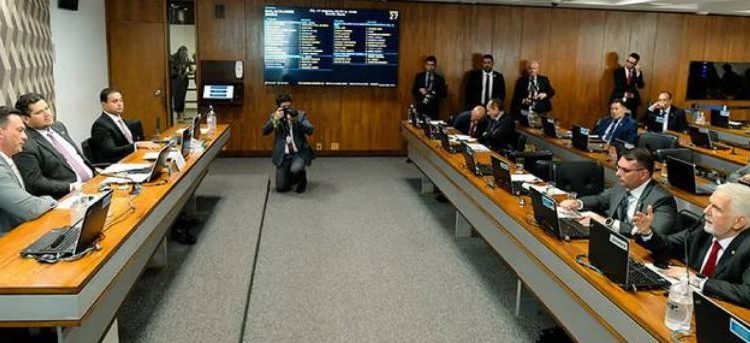 Comissão do Senado aprova castração química para reincidentes de crimes sexuais