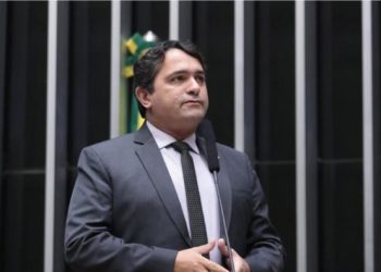 Júnior Lourenço se descola da bancada do PL e pode ser expulso do partido de Bolsonaro