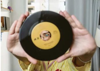 Estadão – Jovens também vivem sua nostalgia, em forma de ‘bolacha’