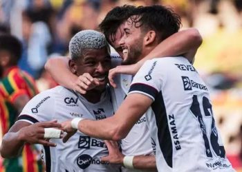 Remo derrota o Sampaio Correa por 2 a 1 no Castelão pela Série C do Brasileirão