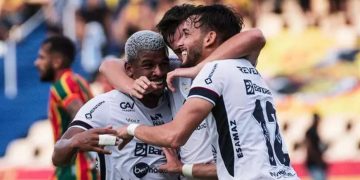 Remo derrota o Sampaio Correa por 2 a 1 no Castelão pela Série C do Brasileirão