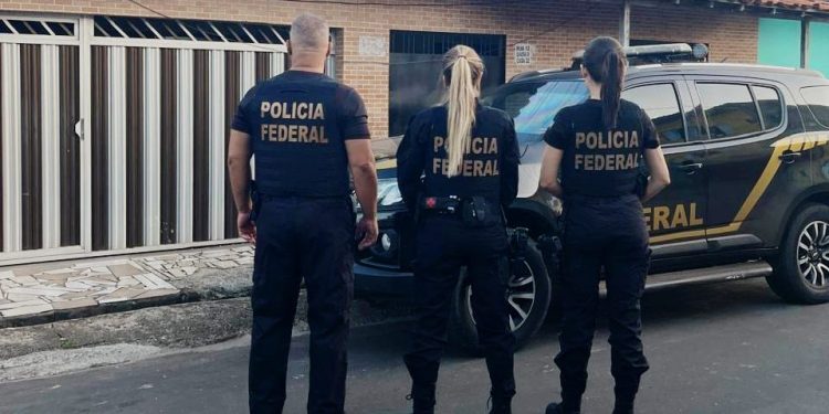 PF desarticula esquema de desvio de aparelhos celulares nos Correios