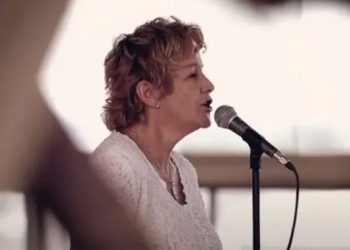 Diana, cantora do sucesso “Porque Brigamos”, morre de parada cardíaca aos 76 anos no Rio de Janeiro