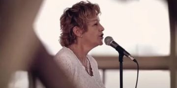 Diana, cantora do sucesso “Porque Brigamos”, morre de parada cardíaca aos 76 anos no Rio de Janeiro