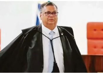 Decisão de Flávio Dino determina transparência e destinação de ’emenda pix’