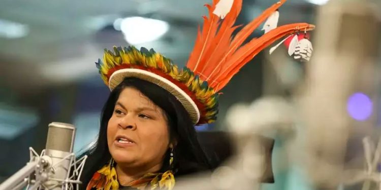 Sonia Guajajara visita MS para discutir demarcação de terras em meio a conflitos