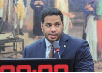 Ministro do TCU gasta quase R$ 1 milhão com compra de cavalos em leilões