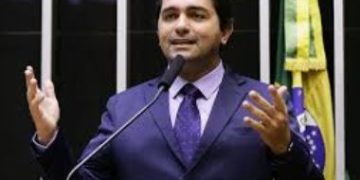 Junior Lourenço transferiu quase R$ 48 mi para eleger prefeito em Miranda do Norte