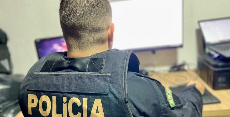 Polícia Federal apreende celulares e midias de pornografia infantil de investigado em São Luís