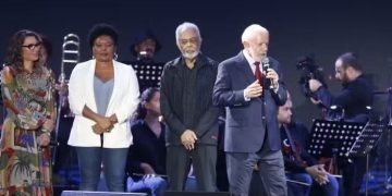 Lula diz que é contra ofensas e xingamento e diz indignação deve ser contra fome