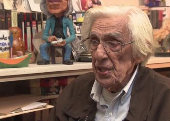 Ferreira Gullar volta aos holofotes nacionais com memórias da ditadura militar