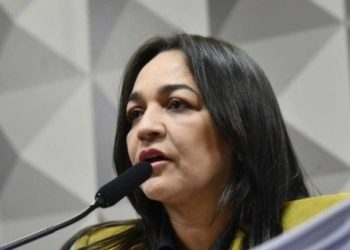 Sendora Eliziane rebate presidente da Câmara sobre tentativa de golpe