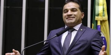 Josimar Maranhãozinho apresentou emendas com ‘valores quebrados’ para facilitar rastreio por agiota