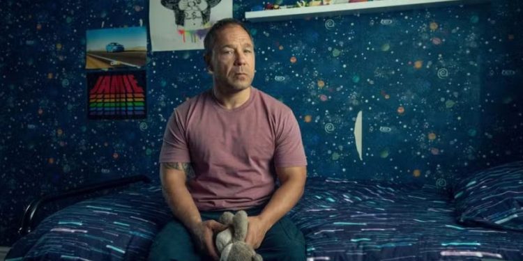 Stephen Graham, de ‘Adolescência’, fala sobre ‘sucesso repentino’, o fenômeno Owen Cooper e sua cena favorita na série