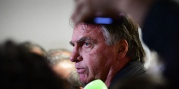 Entorno de Bolsonaro acredita que prisão do ex-presidente deve acontecer em oito meses