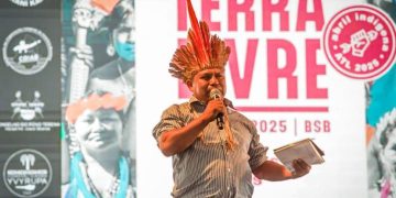 Indígenas de 150 povos de todo país participam da 21ª edição do Acampamento Terra Livre