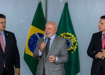 Saiba quem são as pessoas da comitiva de Lula que está indo ao funeral do papa Francisco