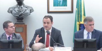 Relator pede cassação de deputado do PSOL do Rio de Janeiro por quebra de decoro parlamentar