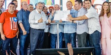 Orla de São Luís até Raposa tem apenas dois pontos com condições razoáveis de balneabilidade