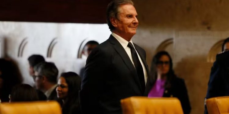 Ex-presidente Fernando Collor é preso em Alagoas após decisão do ministro Alexandre de Moraes