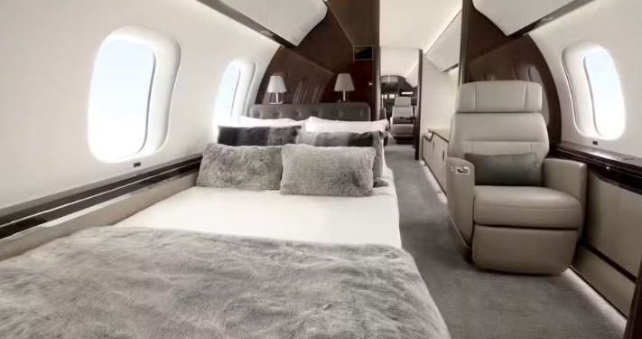 CBF alugou jato de R$ 420 milhões para Ancelotti; veja detalhe