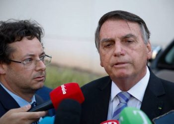 PL demite ex-braço direito de Bolsonaro após vazamento de mensagens críticas a Michelle