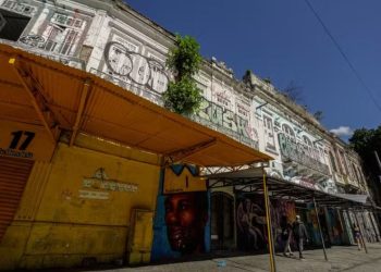 Prefeitura do Rio lança programa para reforma de casarões abandonados no Centro