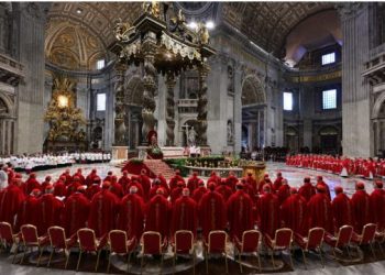 Conclave tem início na quarta com nomes desontando como favoritos na escolha do papa