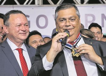 Brincadeira de Flávio Dino sobre governo do Maranhão alimenta racha com governador do estado