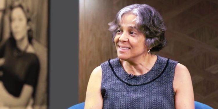 Programa Entreletras na TV UFMA entrevista nesta quarta-feira a poeta maranhense Tânia Rego