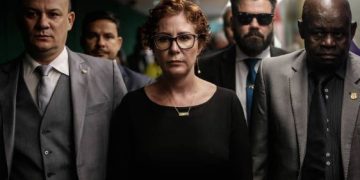 STF condena Zambelli a 10 anos de prisão e perda de mandato por invasão ao sistema do CNJ