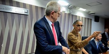 Marina Silva abandona audiência na Comissão de Infraestrutura Senado após discussão com senadores
