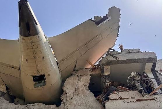 O que sabemos até agora sobre a queda do voo 171 da Air India com mais de 240 pessoas a bordo